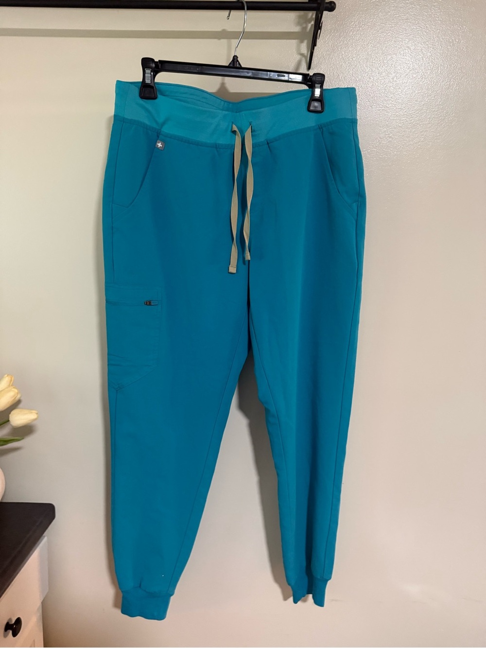 FIGS women’s joggers